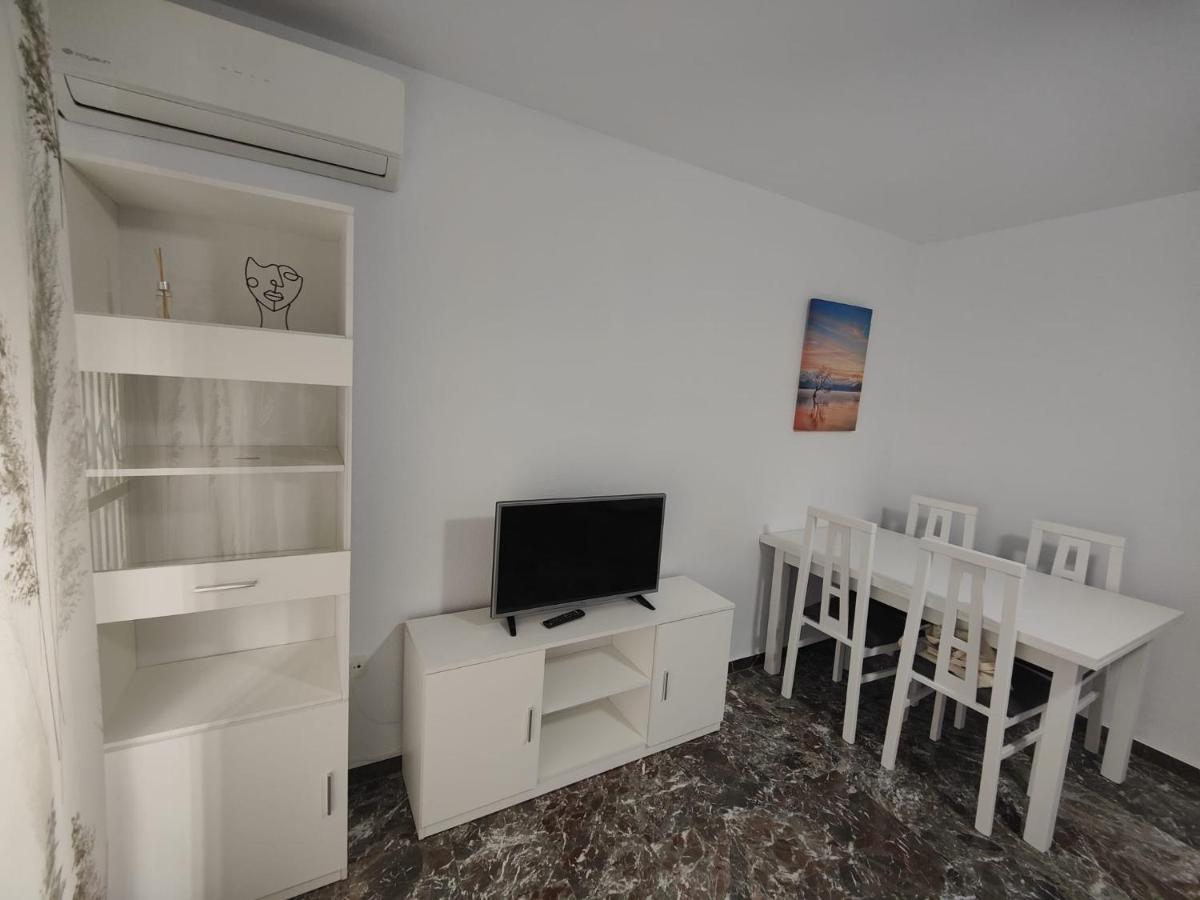 Vivienda En El Centro Historico Con Ascensor Apartment เฮน ภายนอก รูปภาพ